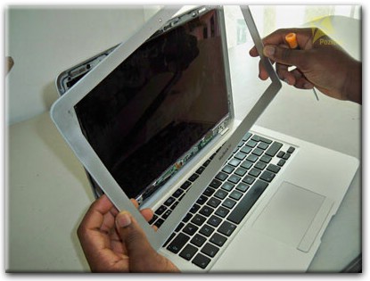 Замена экрана Apple MacBook в Березовском